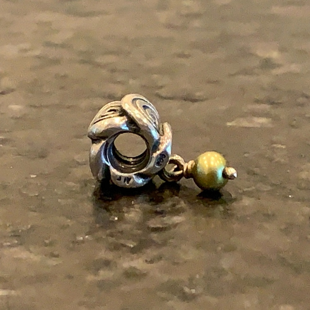 Pandora dangle bead